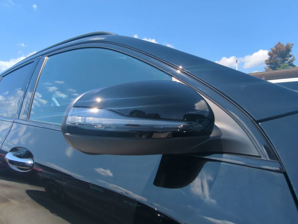 Used 2025 Mercedes-Benz GLA 250 image 22