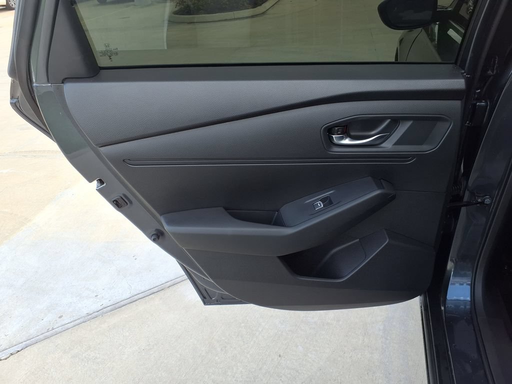 Used 2023 Honda Accord EX image 17