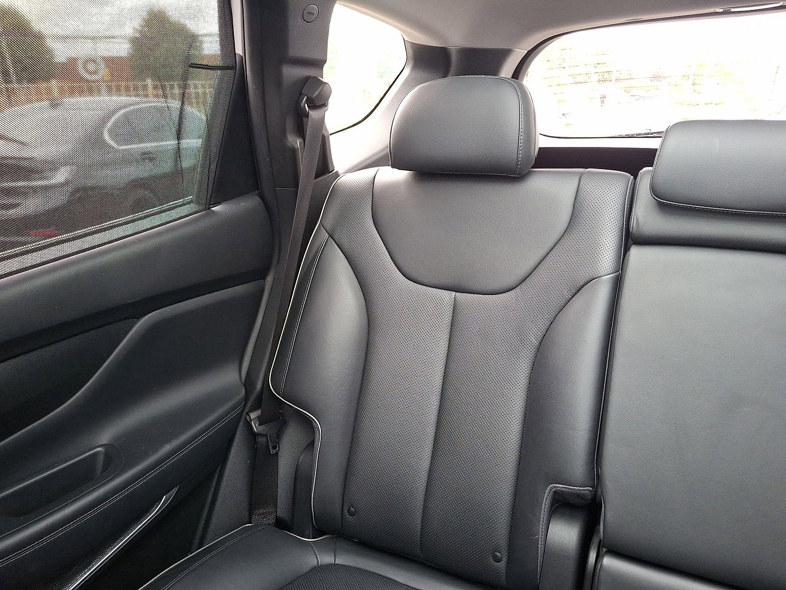 Certified 2022 Hyundai Santa Fe SEL w/ Convenience + Premium Package image 12