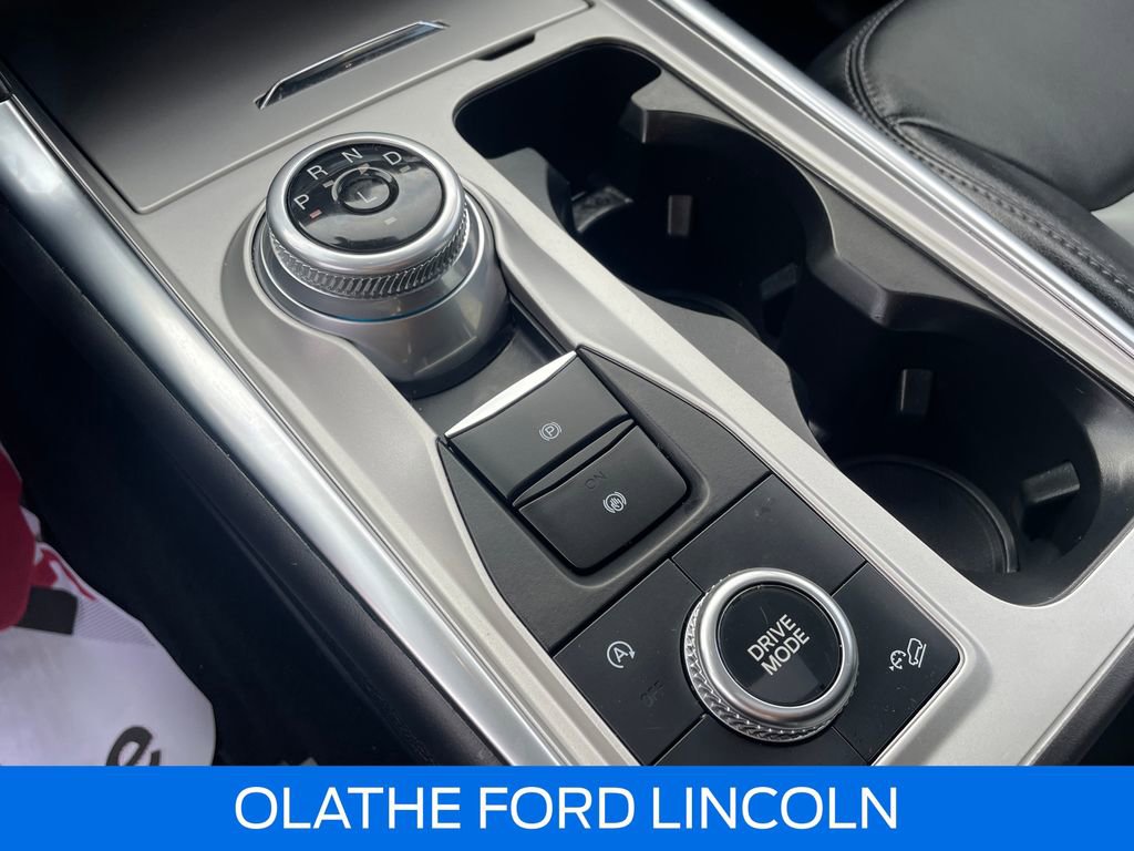 Used 2023 Ford Explorer XLT w/ Equipment Group 202A image 12