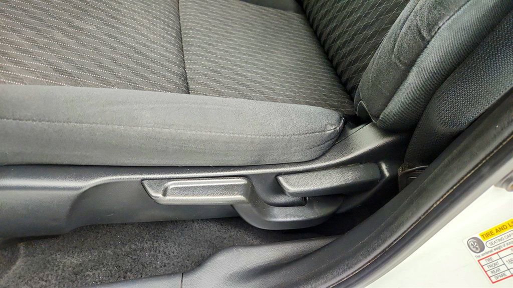 Used 2020 Honda Fit EX image 11