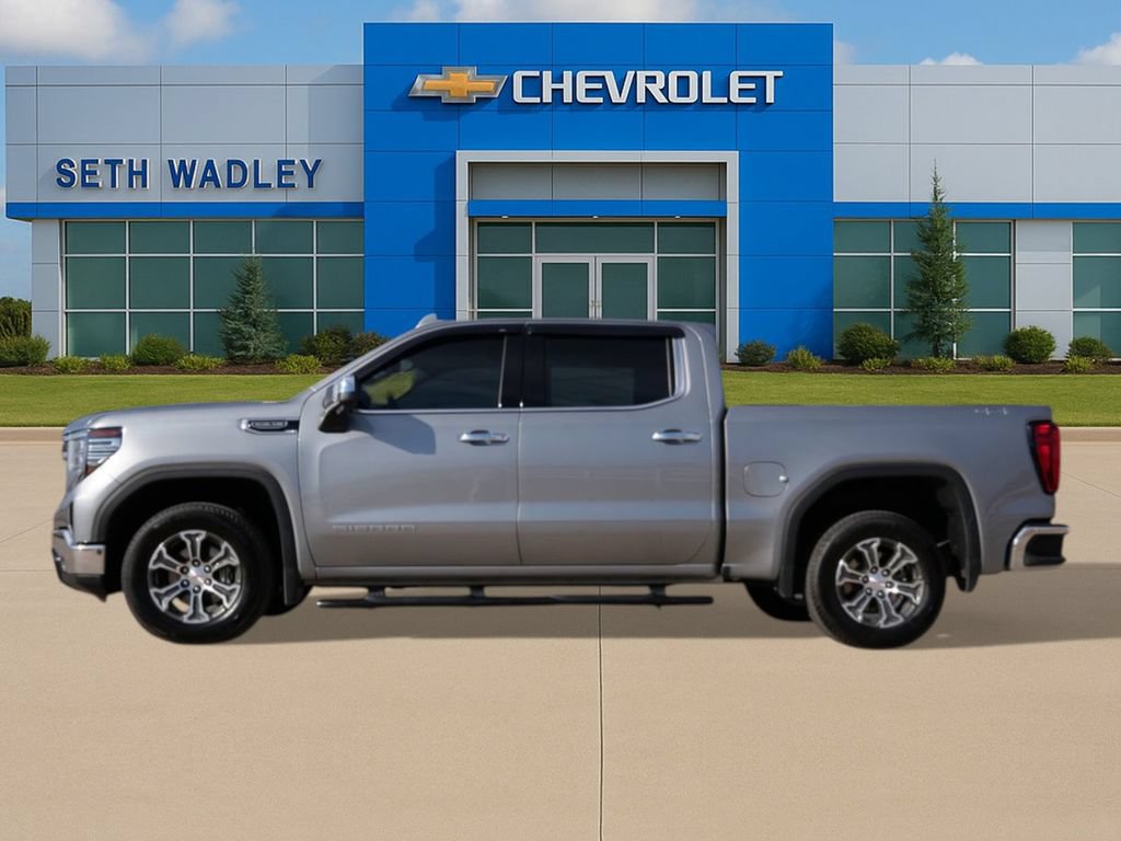 Used 2023 GMC Sierra 1500 SLT AWD/4WD image 3