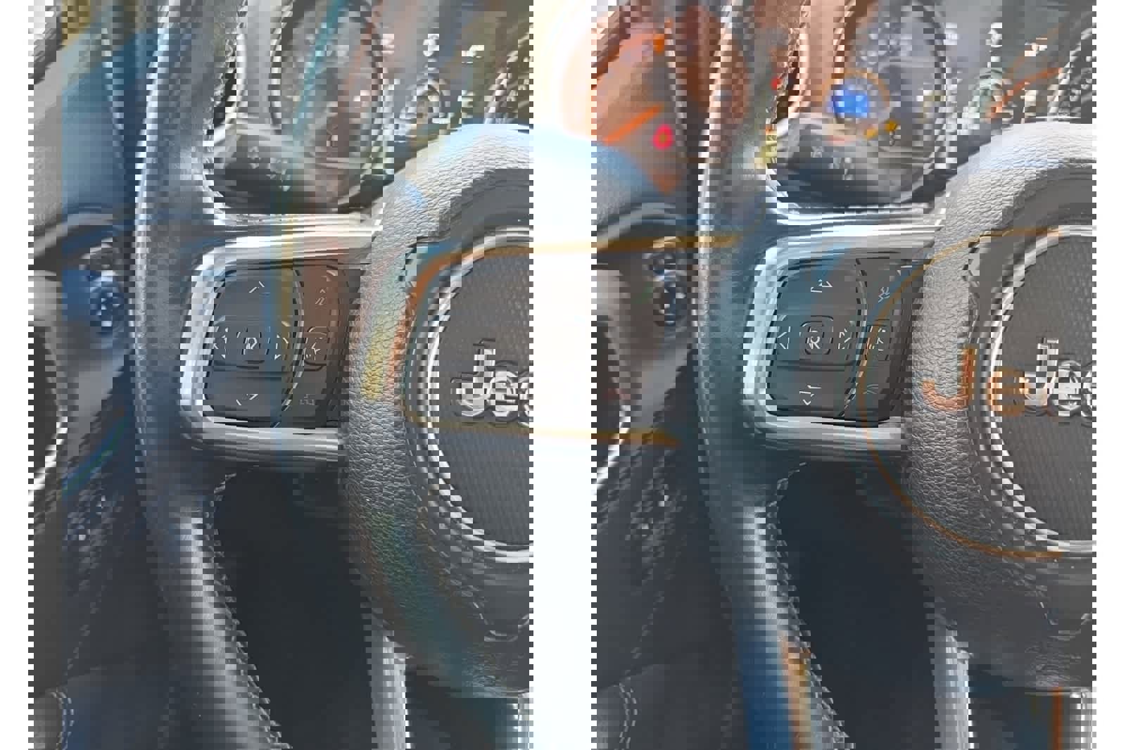 Used 2021 Jeep Gladiator Overland image 27