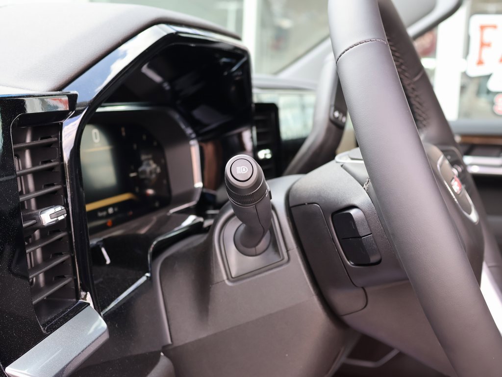 New 2026 GMC Sierra 1500 Elevation image 12