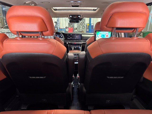 Used 2022 Kia Carnival SX Prestige w/ Paint Protection Package FWD image 15