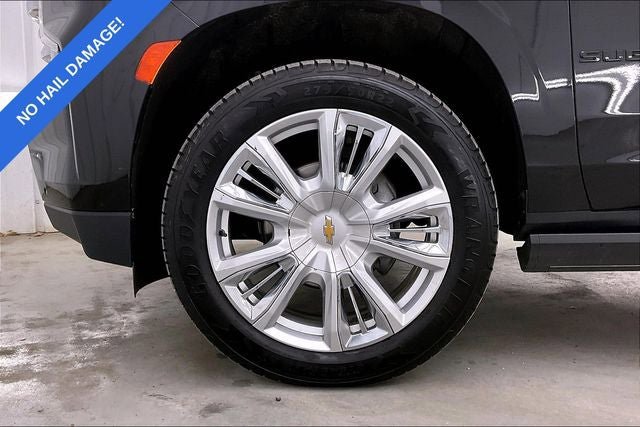 Used 2021 Chevrolet Suburban High Country w/ Premium Package AWD/4WD image 10