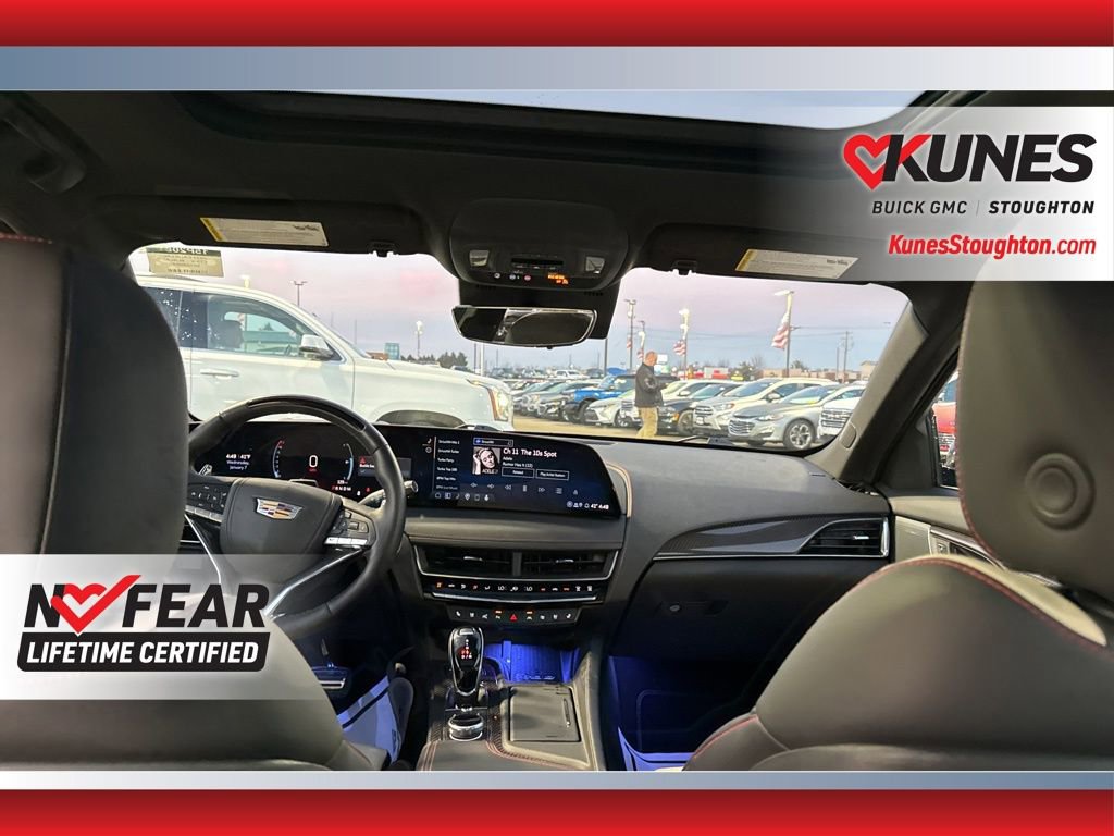 Used 2025 Cadillac CT5 V image 37