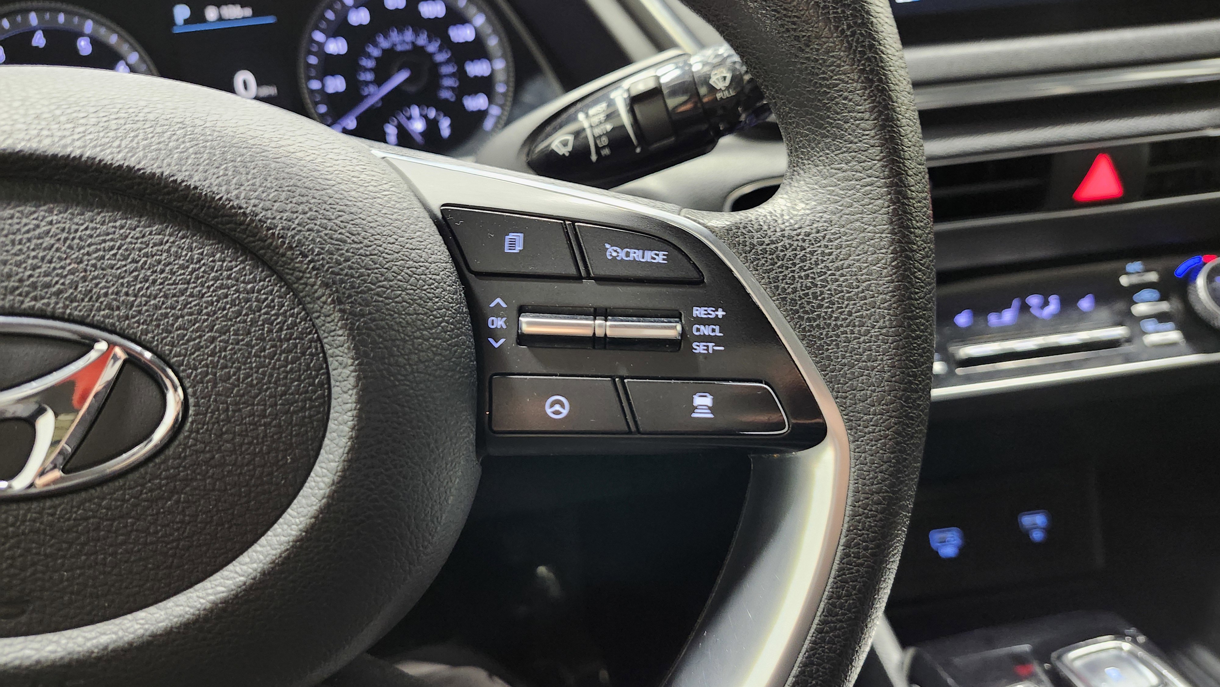 Used 2021 Hyundai Sonata SEL w/ Winter Weather Package image 32