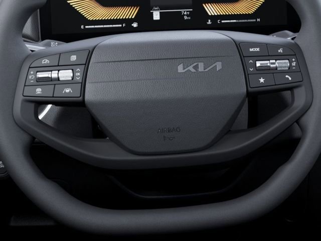 New 2026 Kia K4 FWD image 22