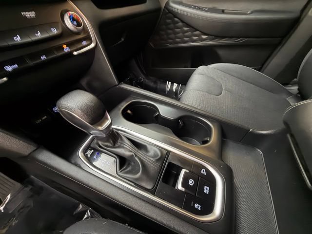 Used 2019 Hyundai Santa Fe SE AWD/4WD image 19