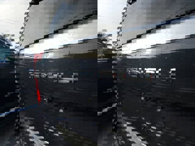 New 2026 GMC Yukon XL Denali w/ Sun & Power Step Package image 9