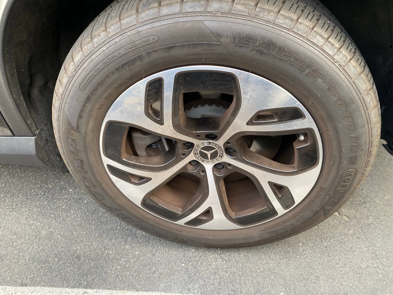 Certified 2025 Mercedes-Benz GLC 350e 4MATIC image 5