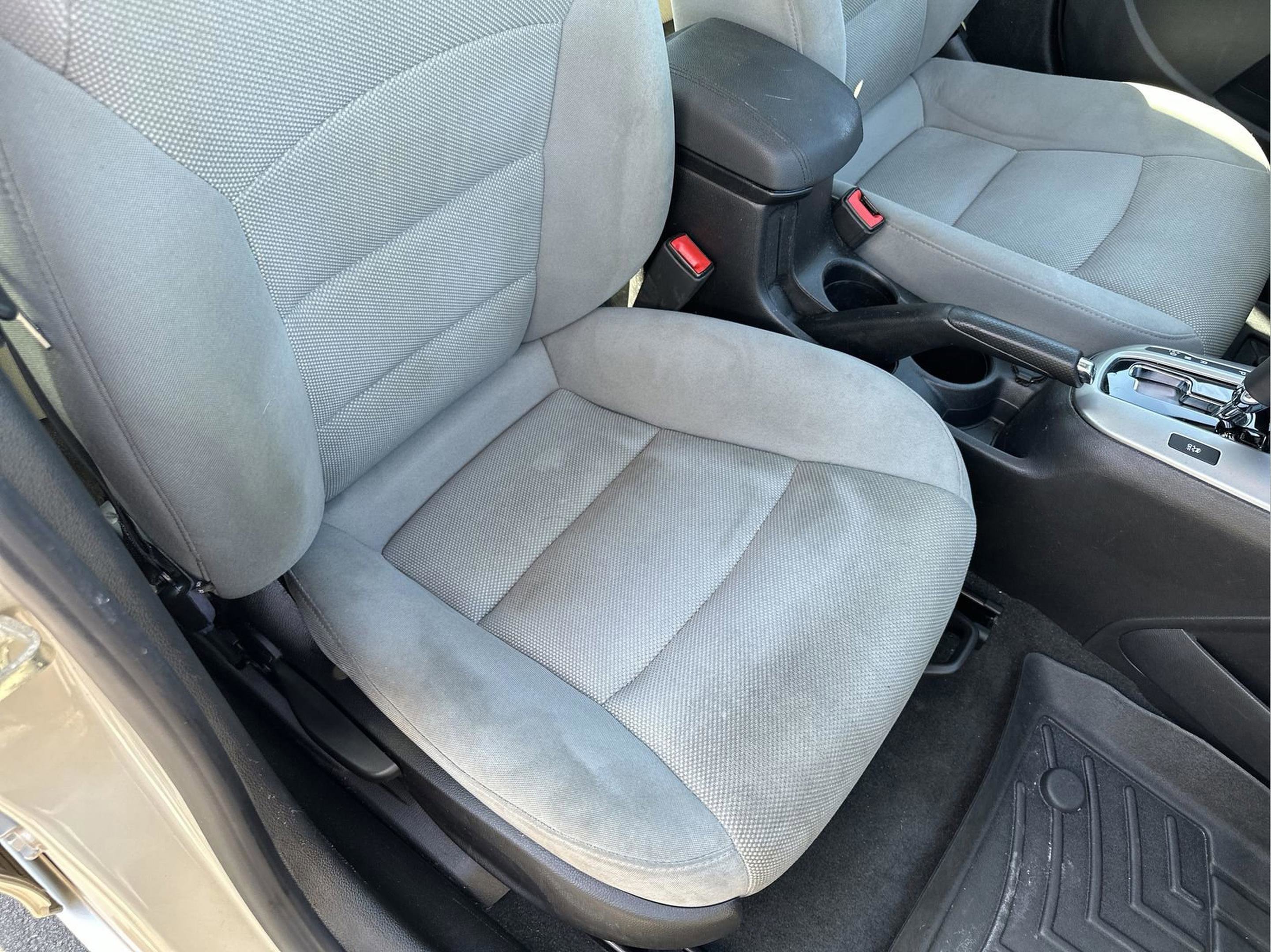 Used 2014 Chevrolet Cruze LT w/ Enhanced Safety Package image 19