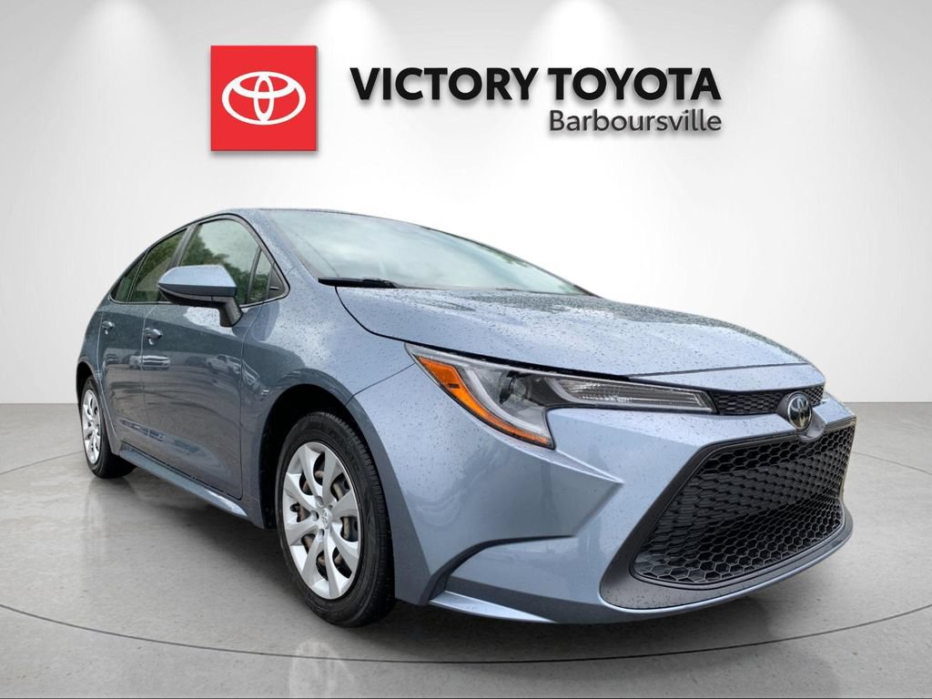 Used 2022 Toyota Corolla LE FWD image 5