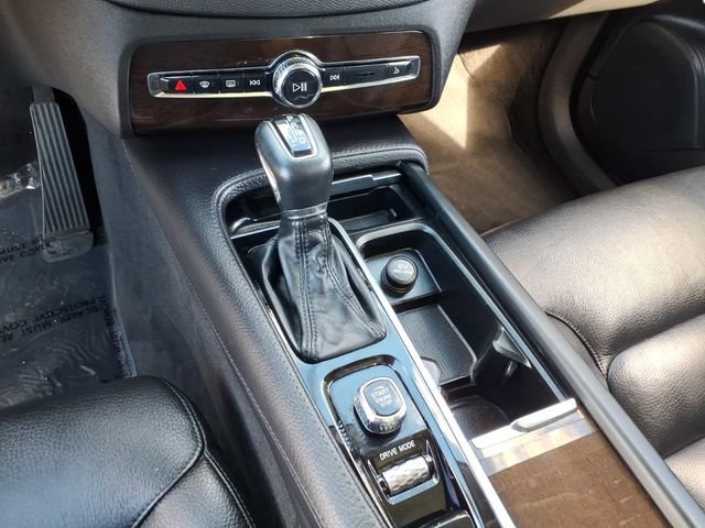 Used 2019 Volvo XC90 T6 Momentum w/ Advanced Package AWD/4WD image 25