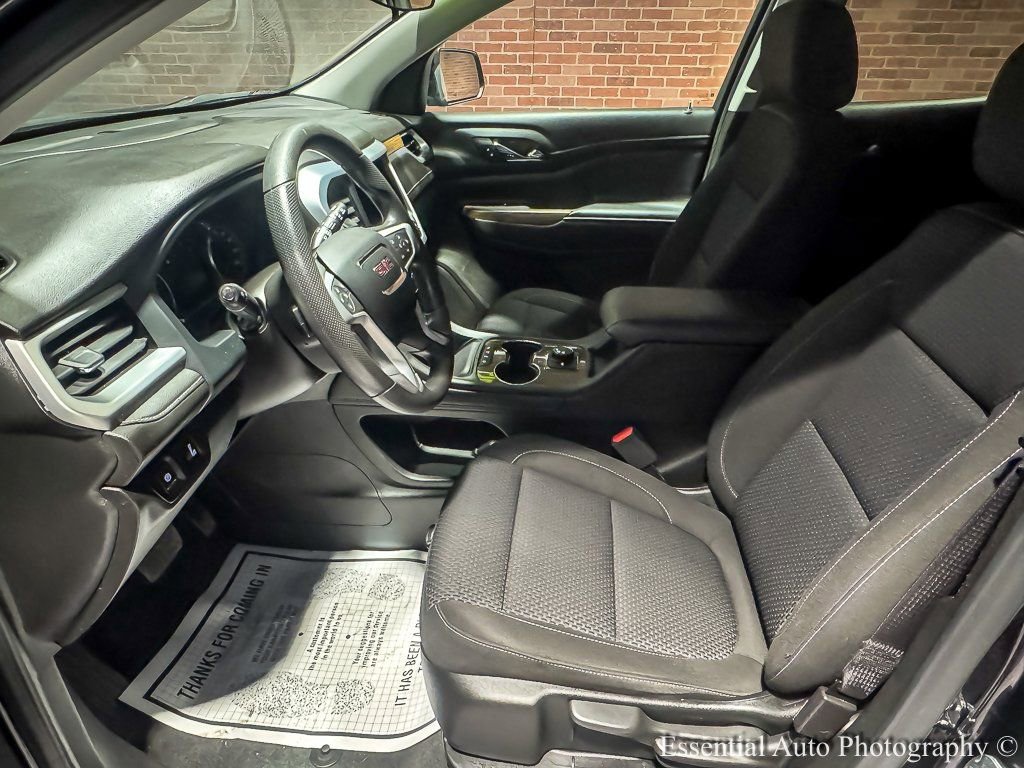Used 2023 GMC Acadia SLE w/ Elevation Edition image 13