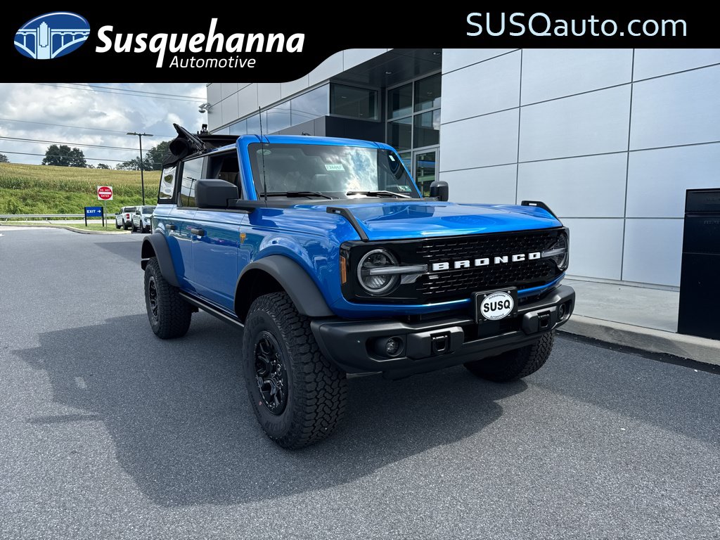 New 2026 Ford Bronco Badlands w/ Sasquatch Package