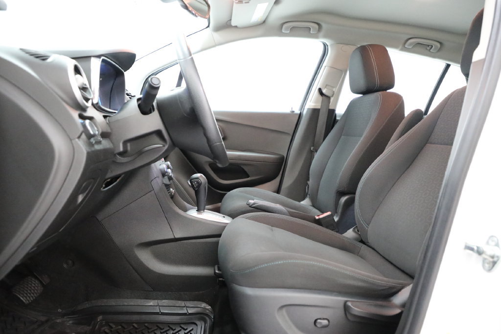 Used 2016 Chevrolet Trax LS w/ LPO, Cargo Package FWD image 7