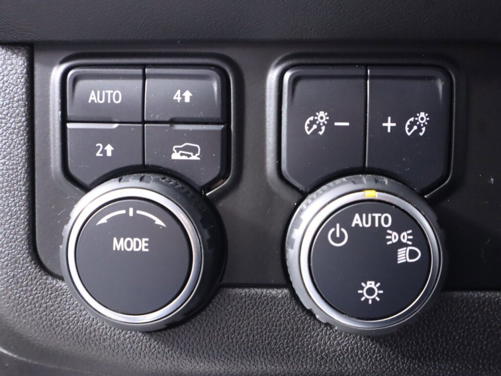 Used 2021 Chevrolet Tahoe LT image 10