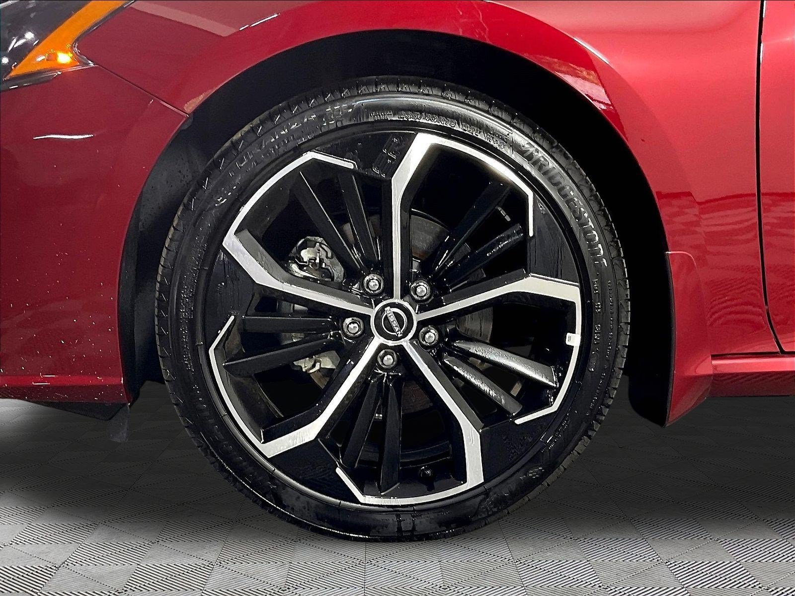 Certified 2025 Nissan Altima 2.5 SR w/ SR Premium Package FWD image 33