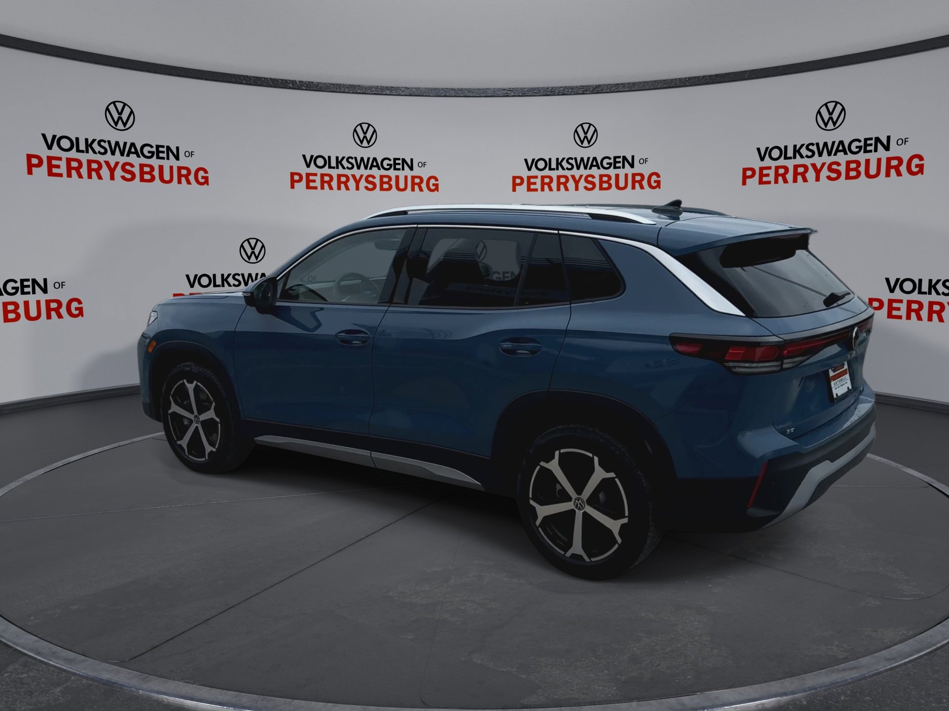 New 2026 Volkswagen Tiguan SE image 6