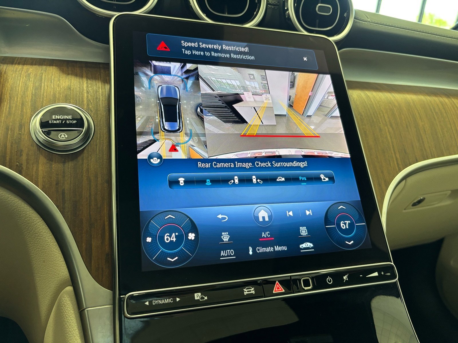 Used 2024 Mercedes-Benz GLC 300 image 34