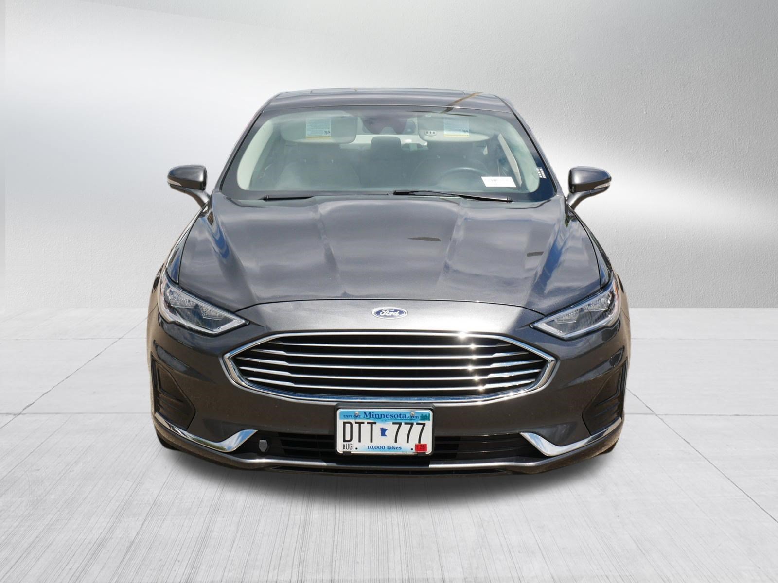 Used 2019 Ford Fusion SEL FWD image 2