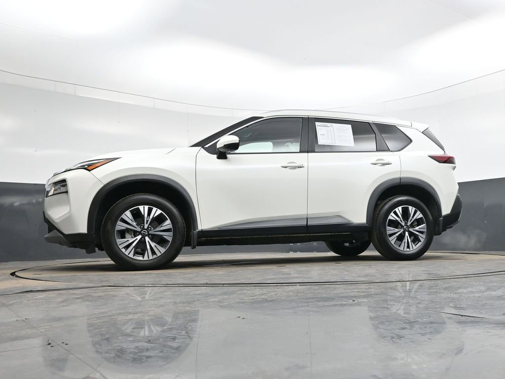 Used 2023 Nissan Rogue SV w/ SV Premium Package image 40