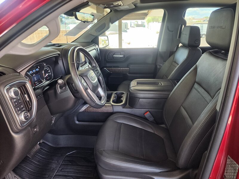 Used 2019 GMC Sierra 1500 Denali w/ Denali Ultimate Package AWD/4WD image 27