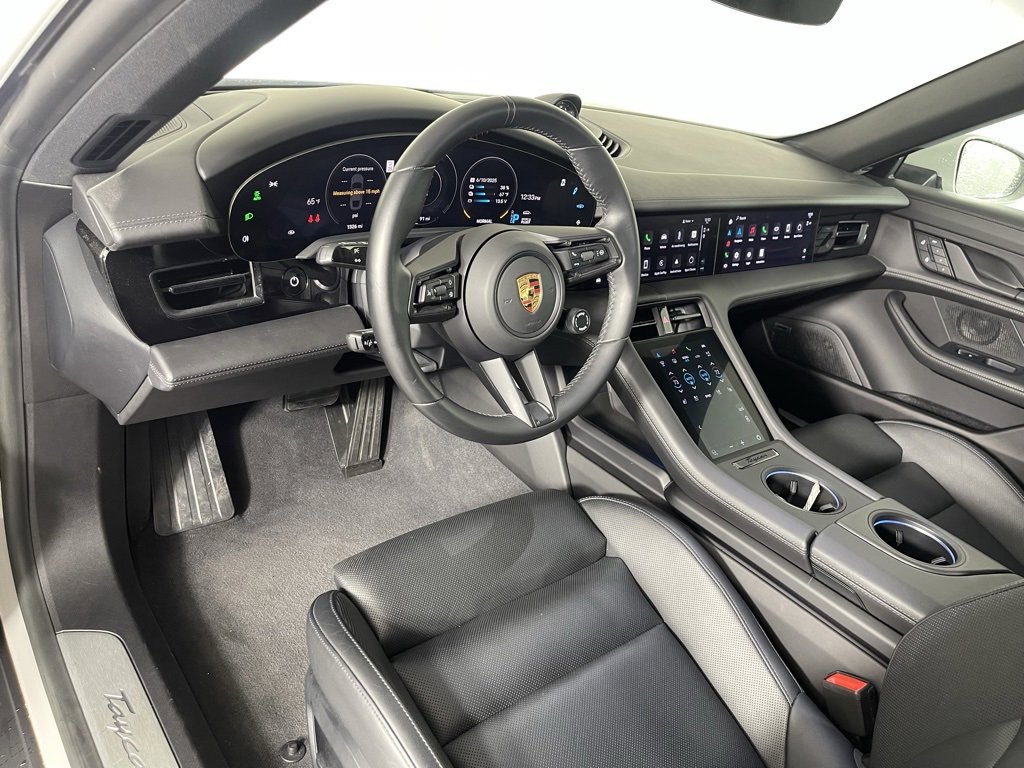 Used 2024 Porsche Taycan 4S image 4
