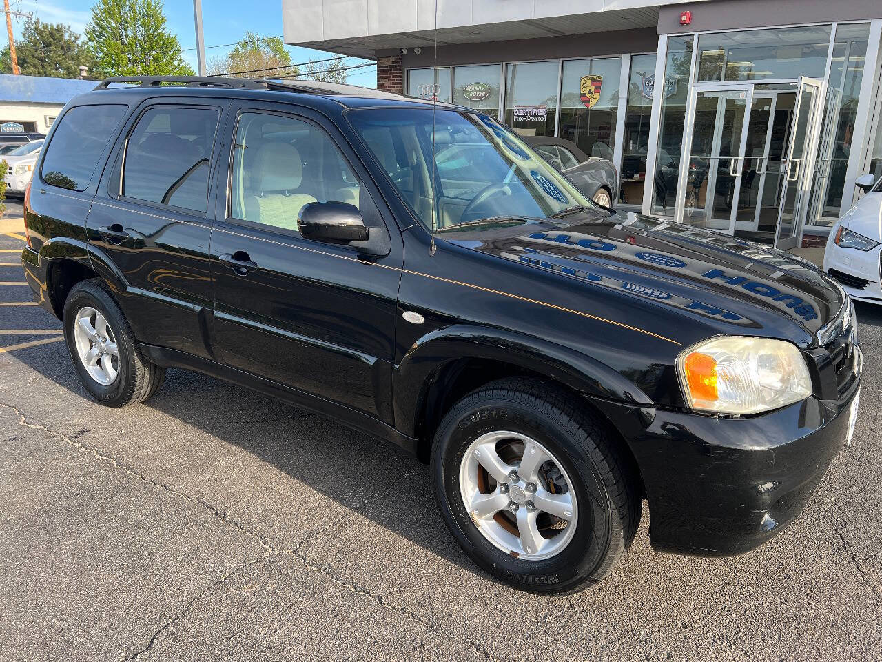 Used 2005 MAZDA Tribute s w/ Package 1 AWD/4WD image 4