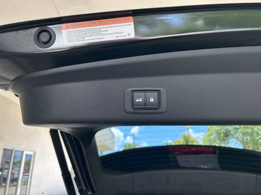 New 2025 Mitsubishi Outlander SEL image 39