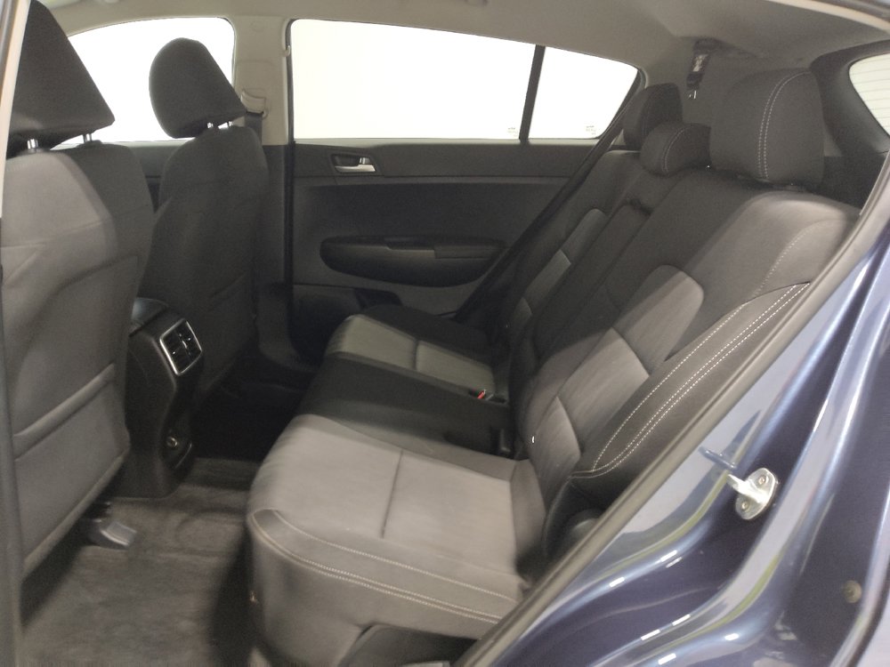 Used 2020 Kia Sportage LX image 18