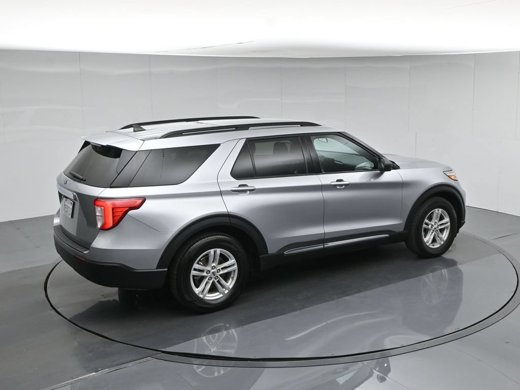 Certified 2022 Ford Explorer XLT RWD image 57