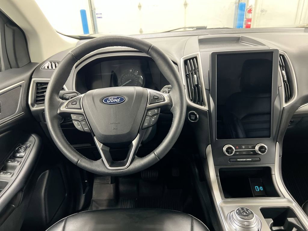 Used 2022 Ford Edge SEL w/ Convenience Package AWD/4WD image 11