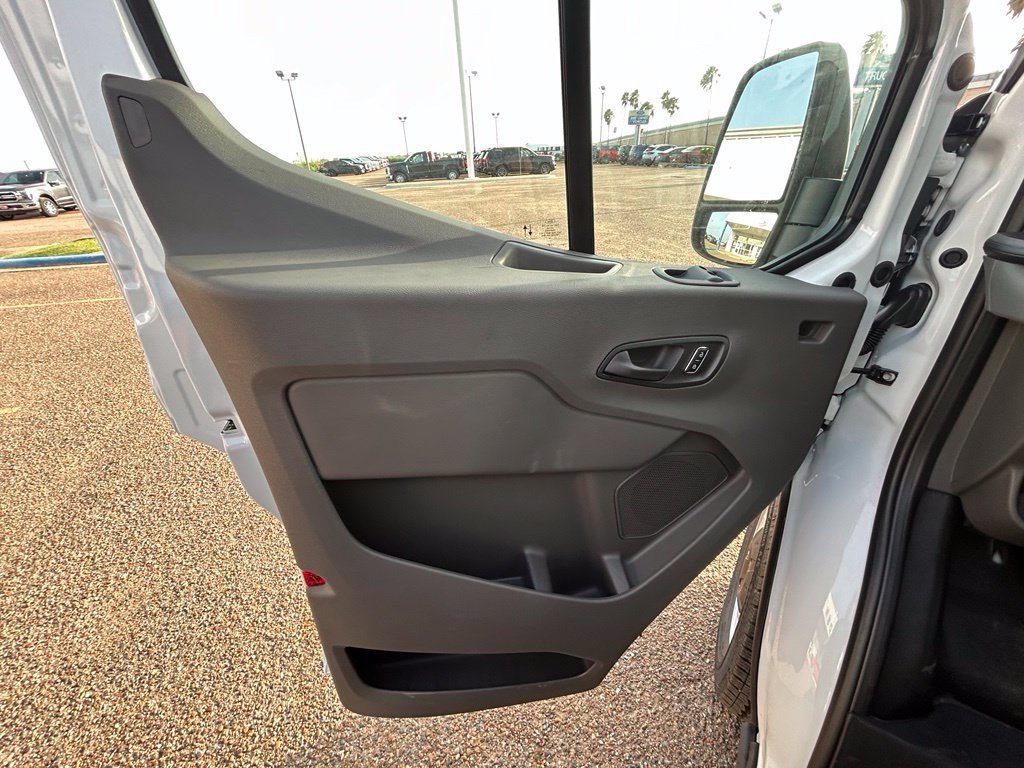 New 2026 Ford Transit 150 Low Roof RWD image 18