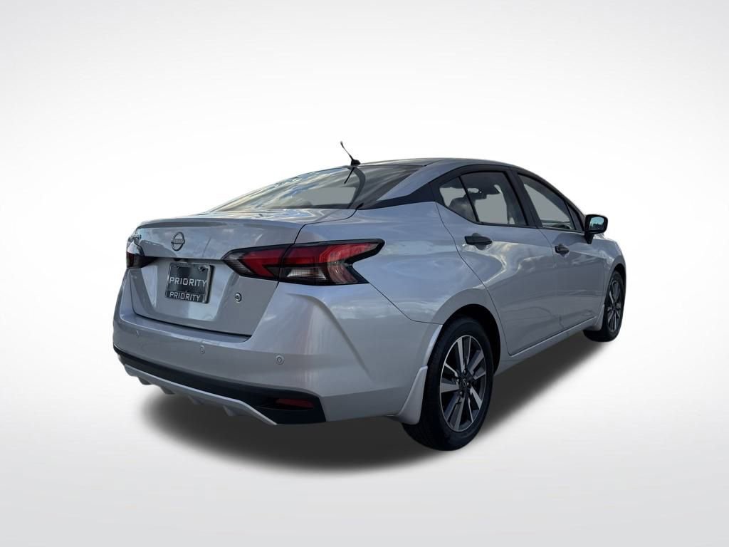 Used 2024 Nissan Versa S w/ S Plus Package image 5