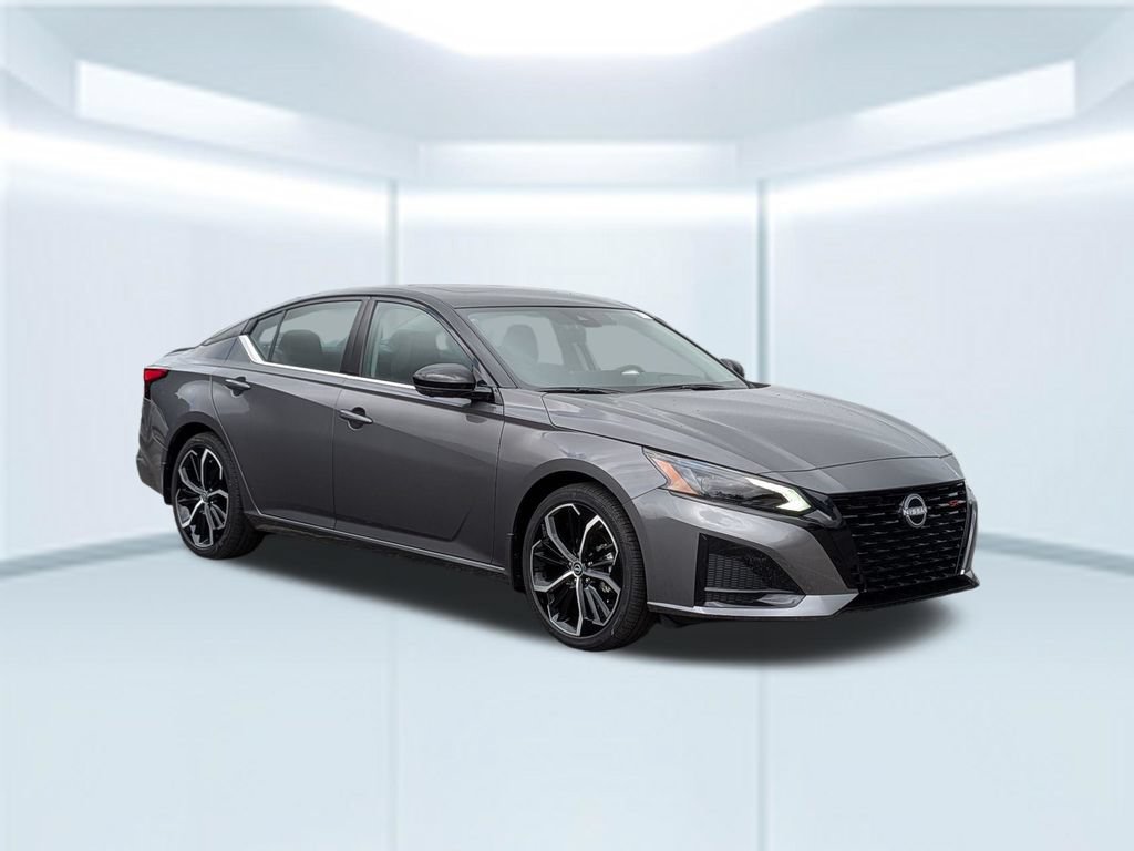 New 2026 Nissan Altima 2.5 SR w/ SR Premium Package FWD image 9