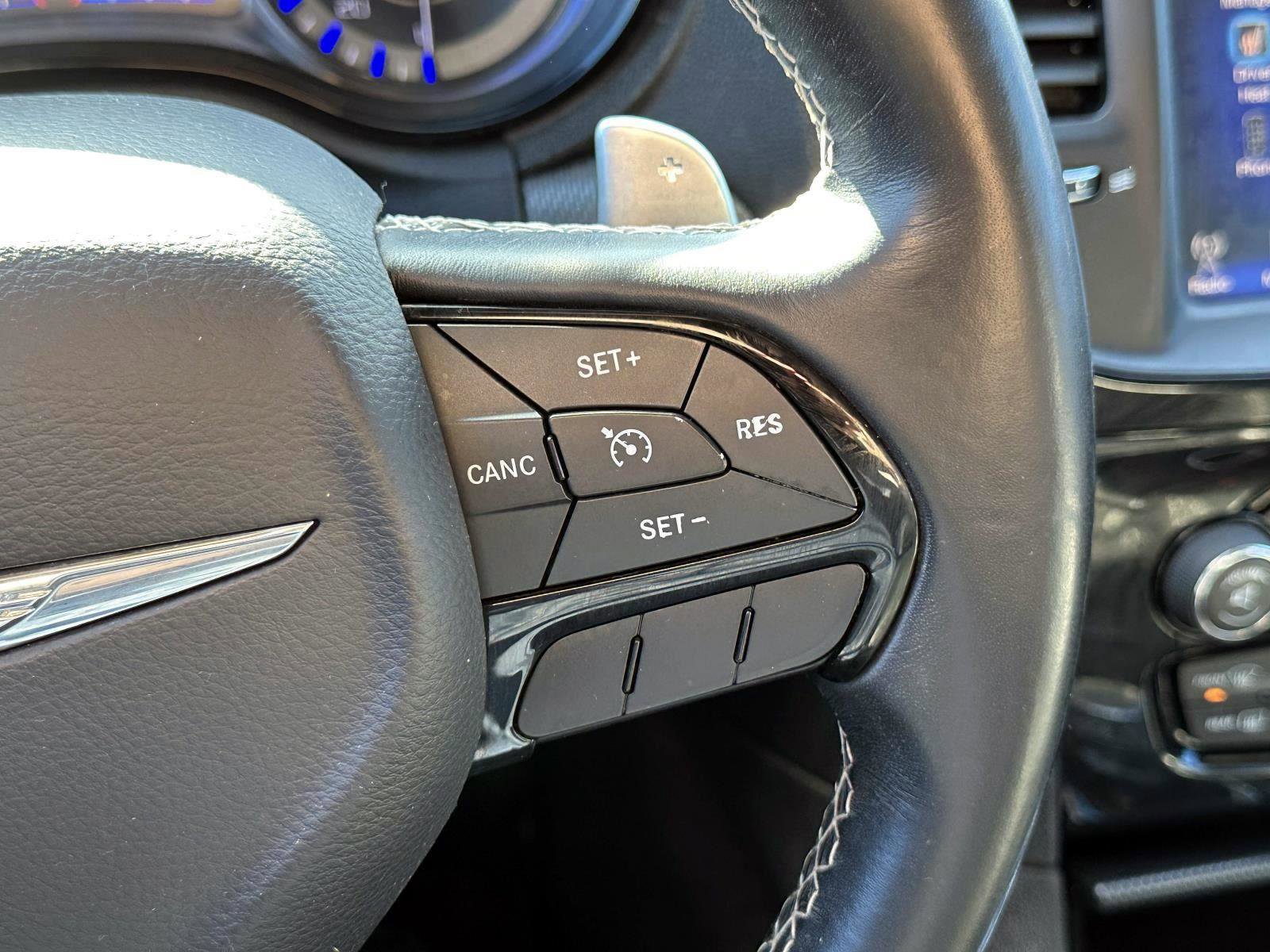 Used 2016 Chrysler 300 S image 22