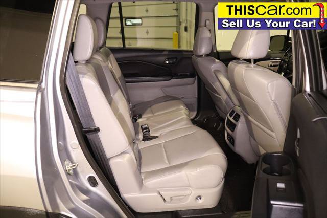 Used 2017 Honda Pilot Touring image 30