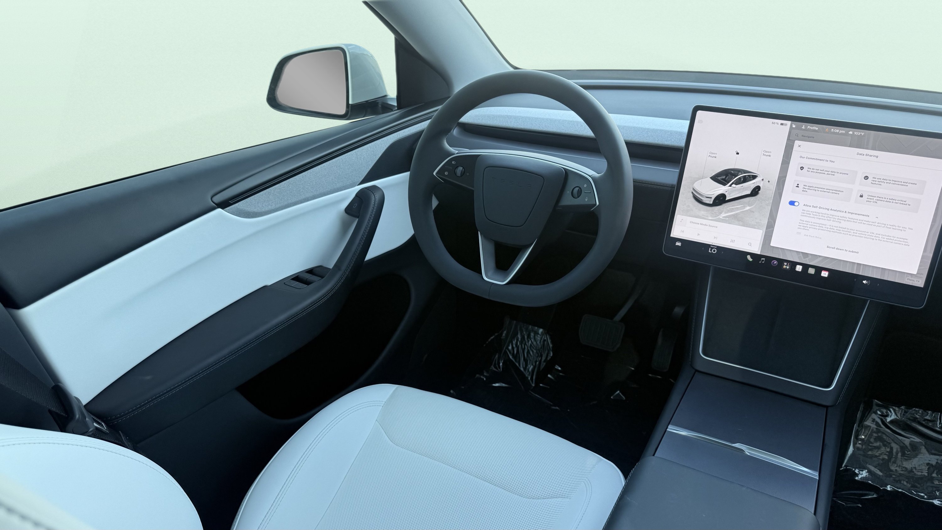 Used 2026 Tesla Model Y 2WD image 51