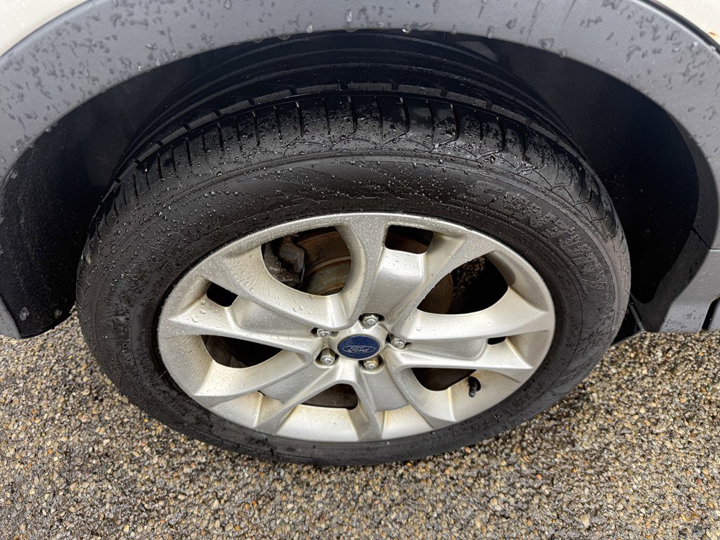 Used 2016 Ford Escape Titanium image 7