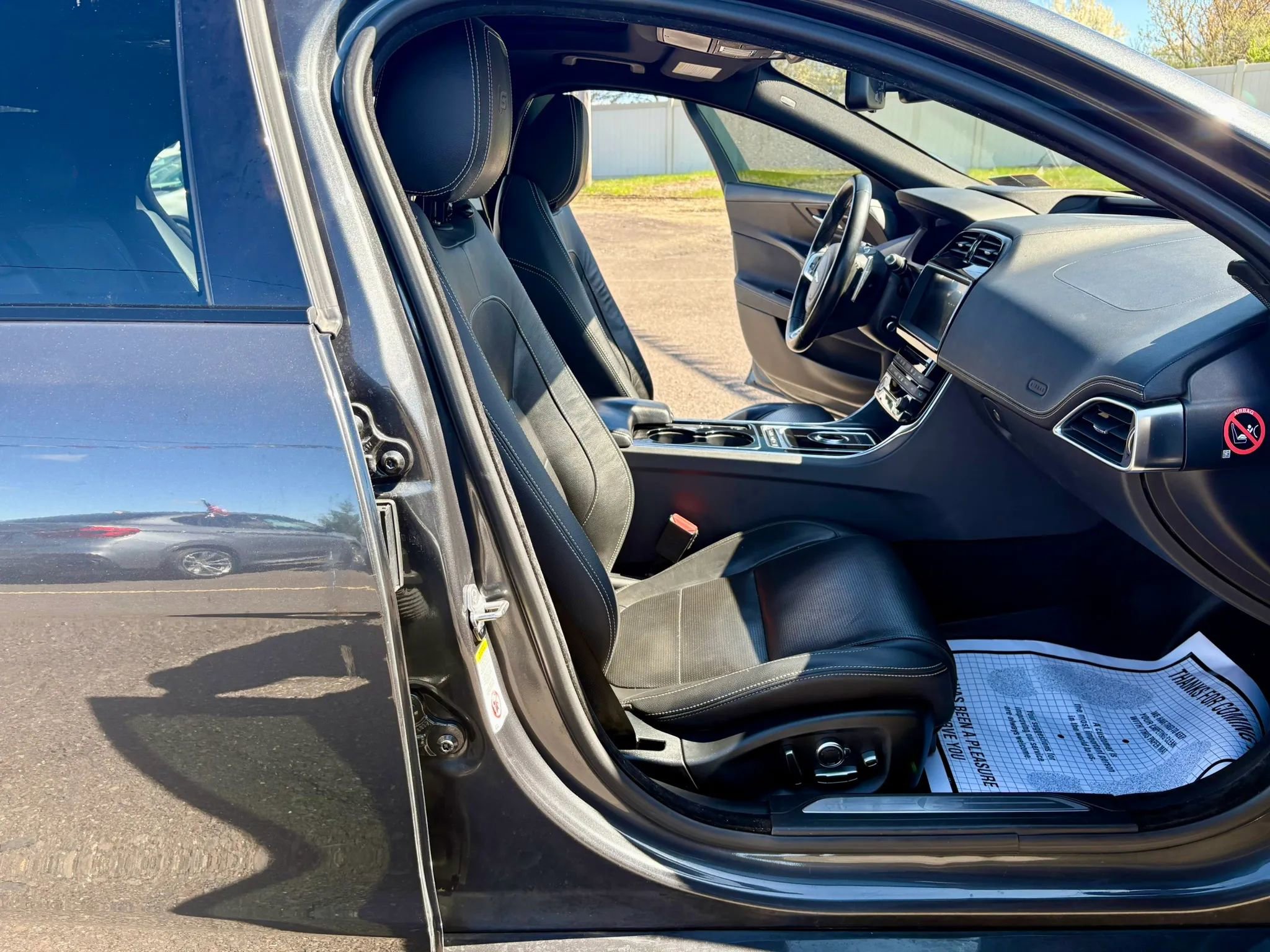 Used 2018 Jaguar XE S AWD/4WD image 24