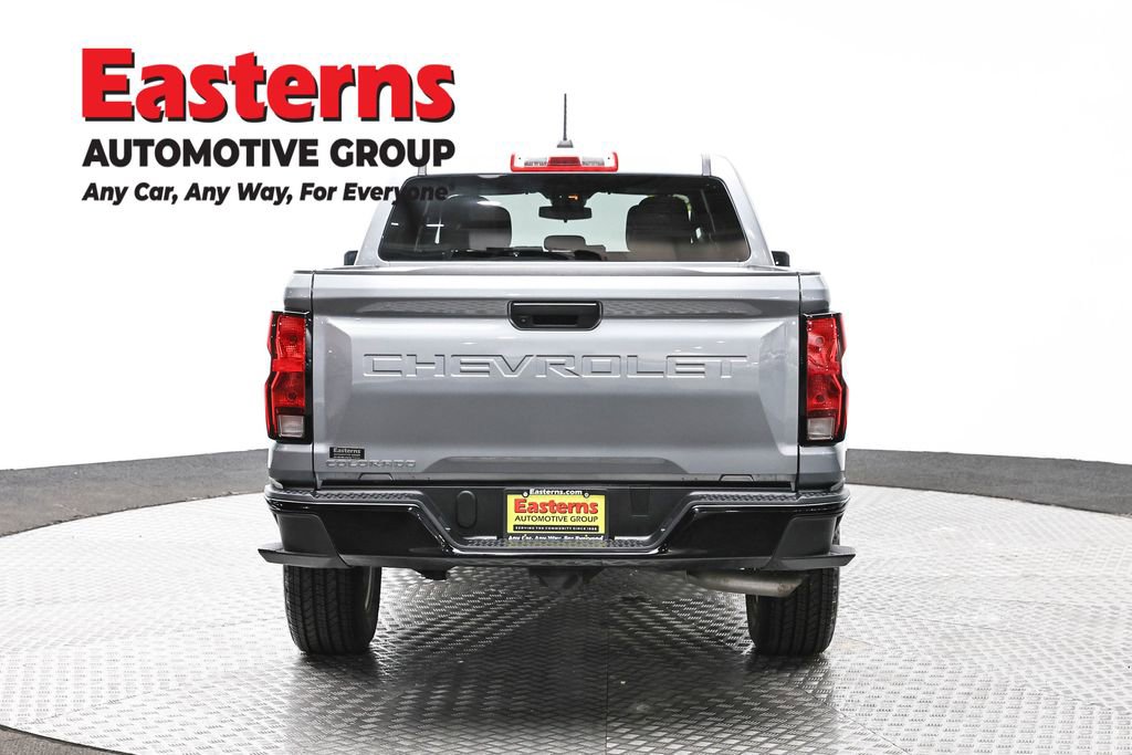 Used 2024 Chevrolet Colorado W/T image 6