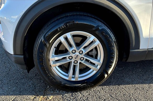 Used 2020 Ford Explorer XLT w/ Comfort Package image 30