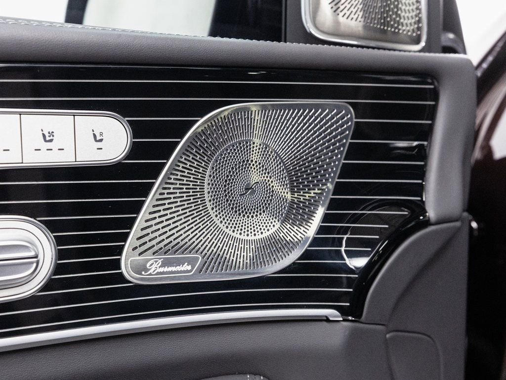 Used 2024 Mercedes-Benz Maybach GLS 600 4MATIC image 7