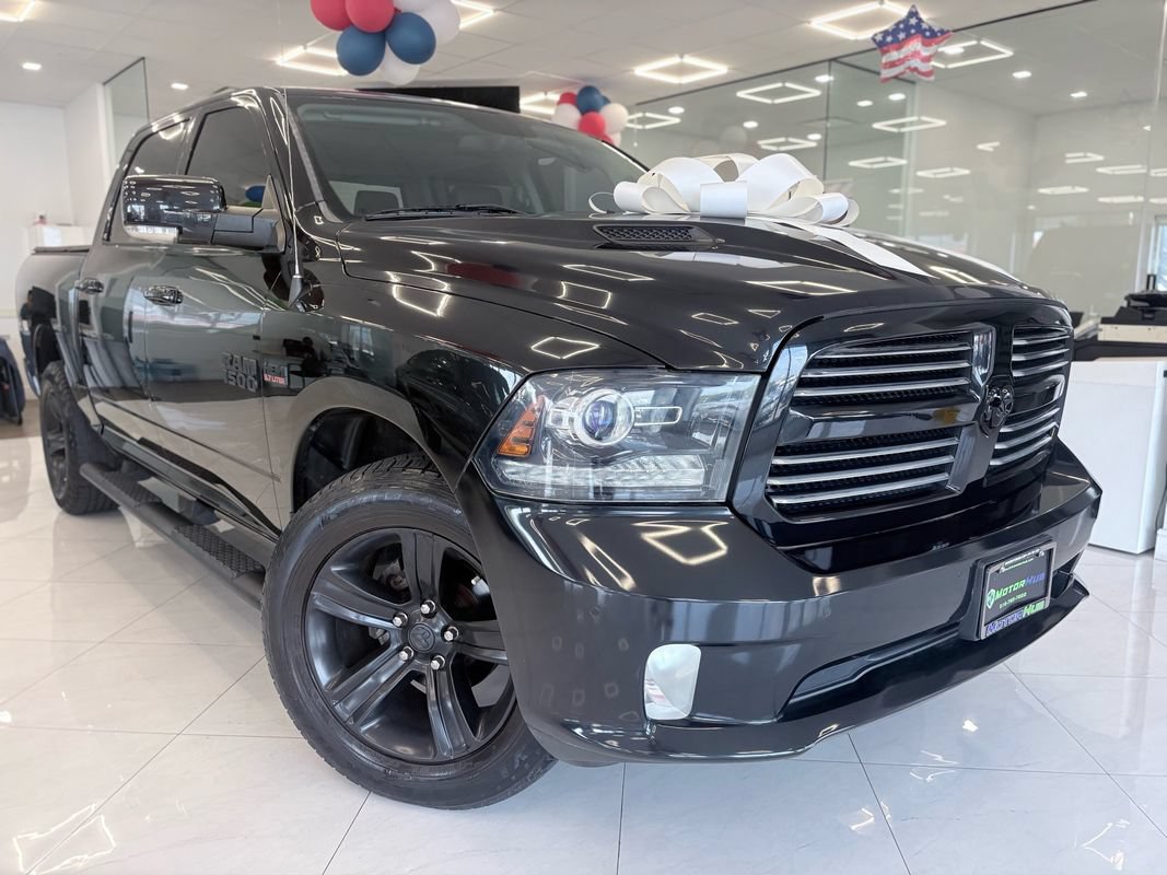Used 2017 RAM 1500 Sport w/ Black Ram 1500 Sport Group AWD/4WD image 3