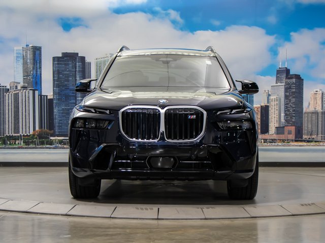 Used 2026 BMW X7 M60i AWD/4WD image 3