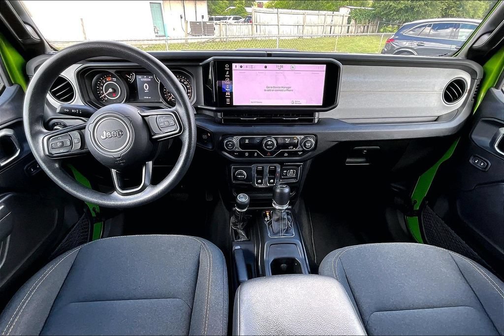 Used 2025 Jeep Wrangler Sport AWD/4WD image 7