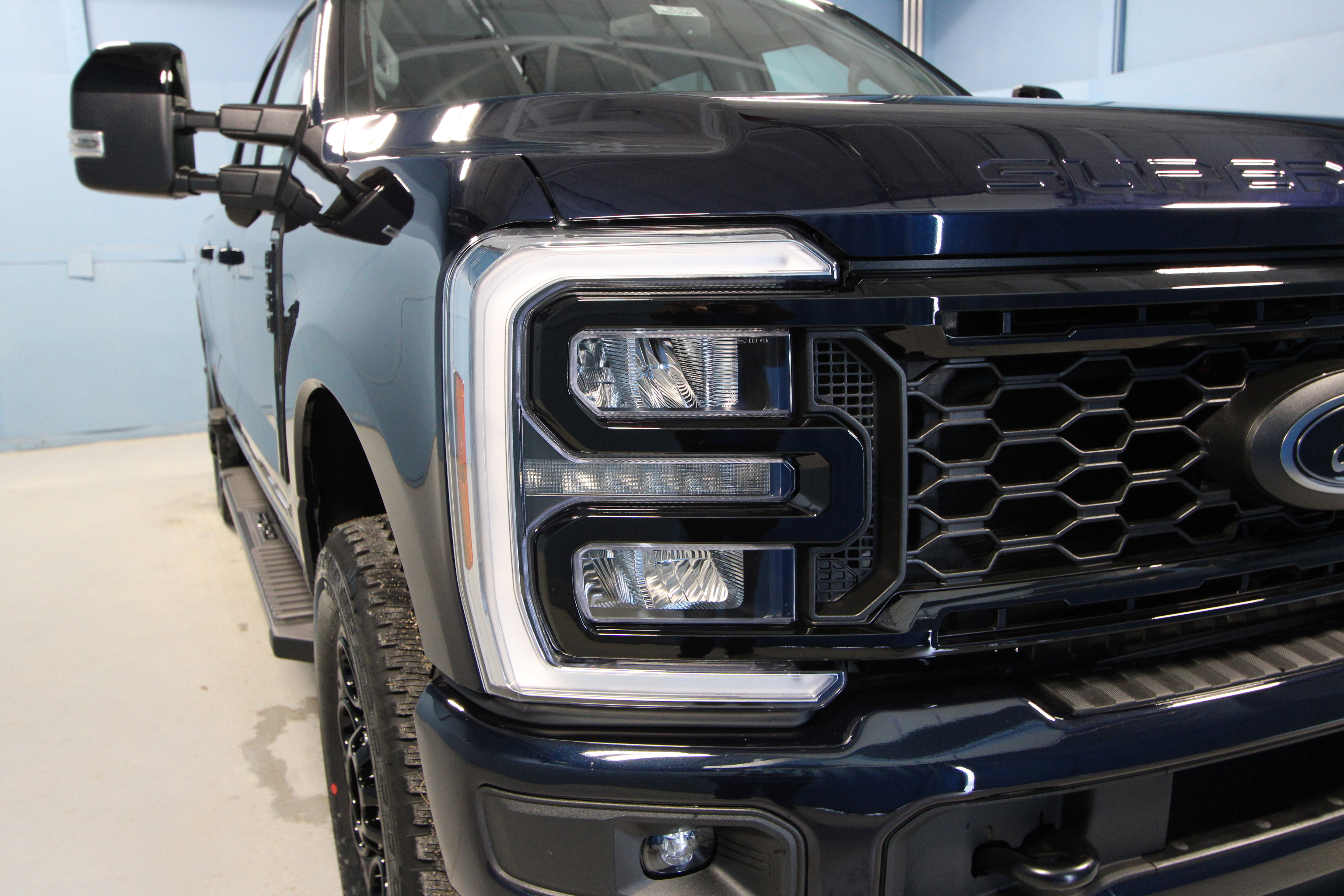 New 2025 Ford F350 Lariat w/ Lariat Ultimate Package image 38